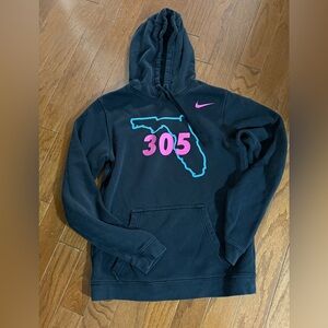 Vintage/rare  Black Nike Hoodie Miami Heat w FL and 305 . Great  condition.